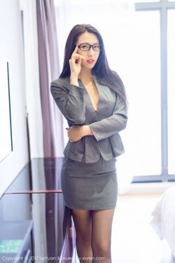 背叛丈夫的女社长